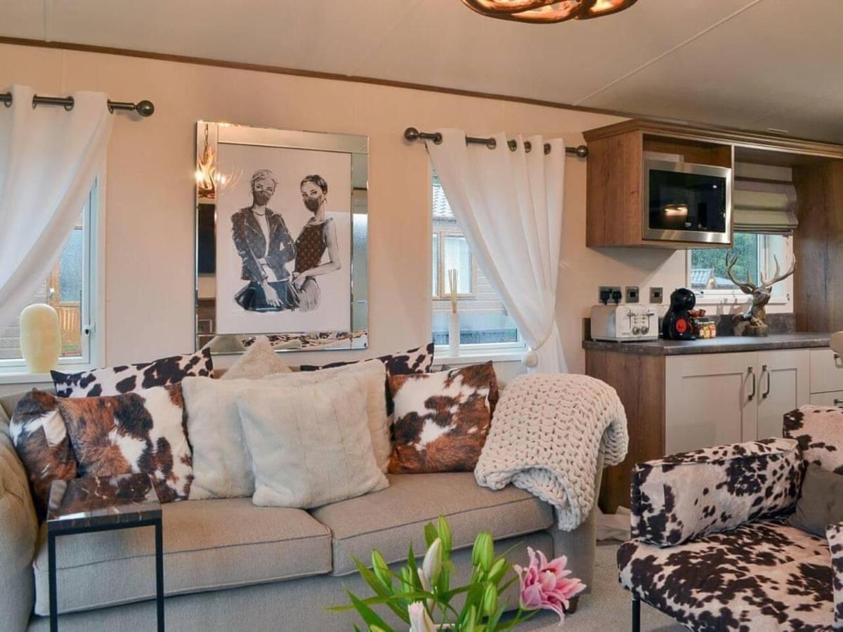 Luxury Boutique Style Lodge With Hot Tub Bridlington Dış mekan fotoğraf
