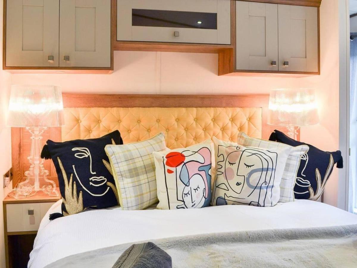 Luxury Boutique Style Lodge With Hot Tub Bridlington Dış mekan fotoğraf