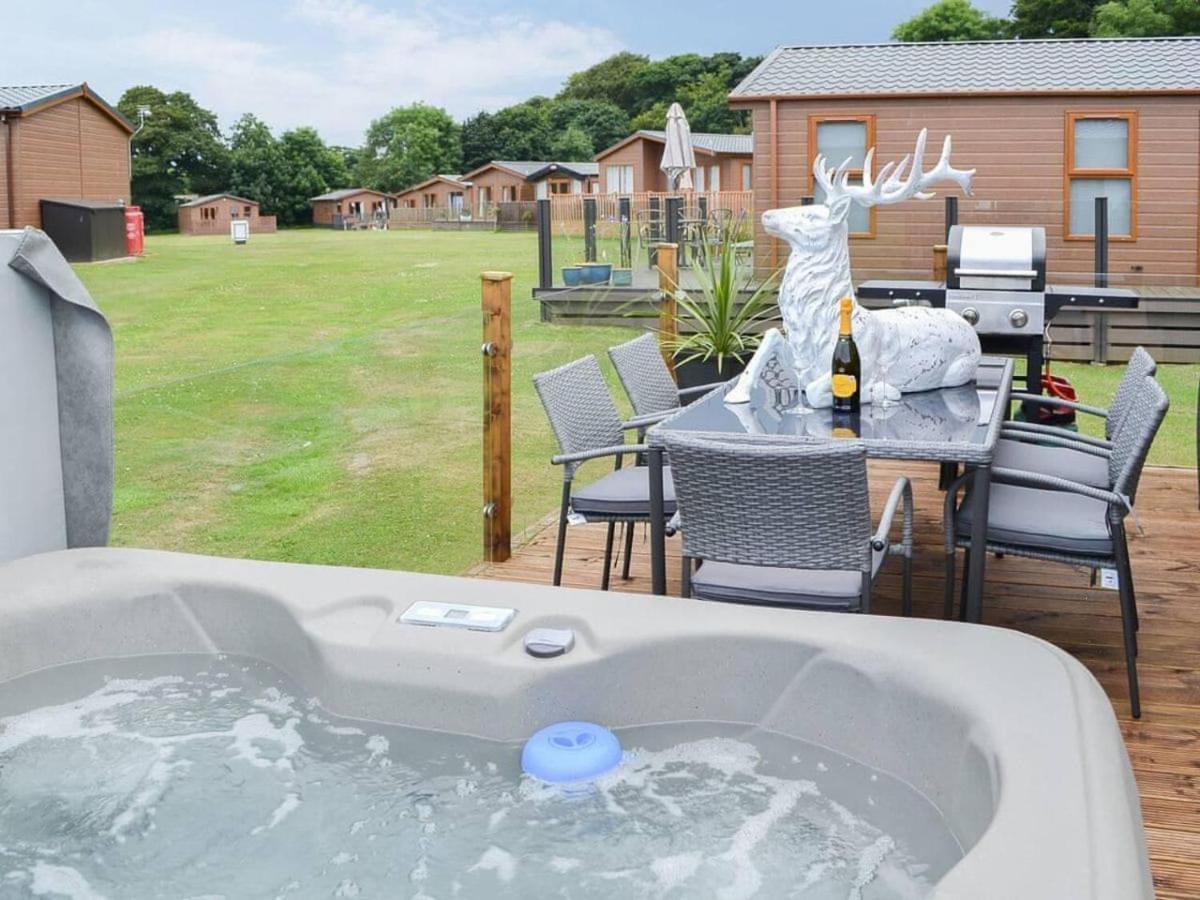 Luxury Boutique Style Lodge With Hot Tub Bridlington Dış mekan fotoğraf